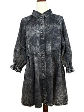Carole Christian Button Up Dress
